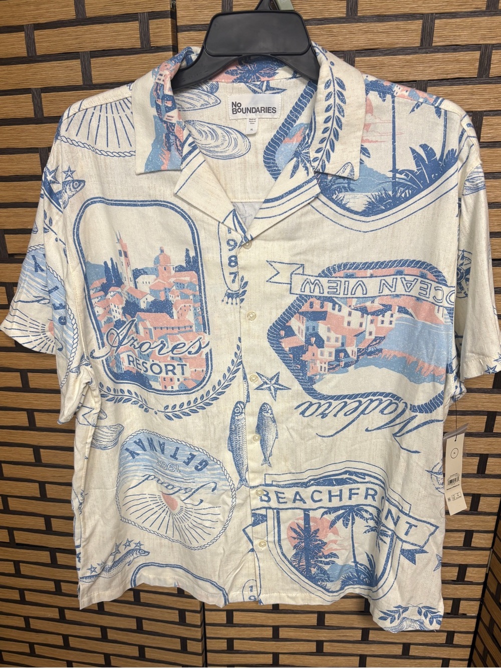 No Boundaries Button Down Shirt Size XL